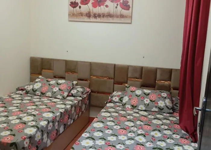 Alpesi faház شاليهات بورتو ساوث بيتش للعائلات فقط *